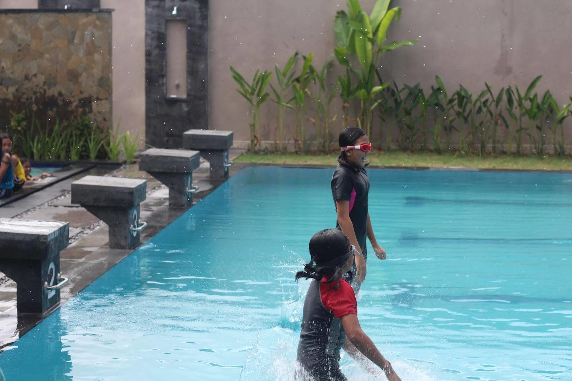 Umah Bali Suites And Residence دنباسار المظهر الخارجي الصورة